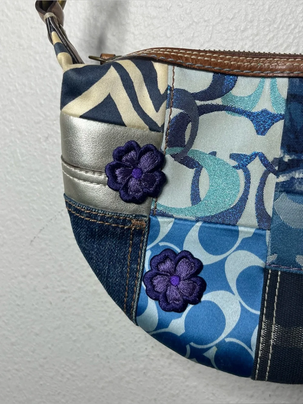 Vintage Coach Denim Sig Patchwork Floral Embroidered Crossbody Purse Bag 10819